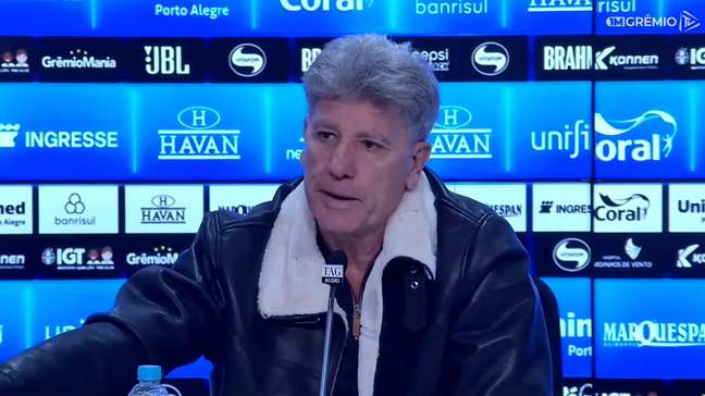 Renato Gaúcho pede apoio da torcida e diz que é 'proibido vaiar'