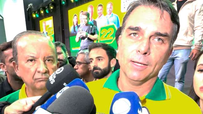 'Santa Catarina não é um estado de fascistas', diz Flávio Bolsonaro