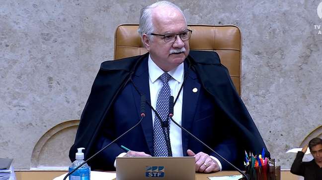 STF tem sessão com clima ameno em dia que se julgaria pedido de Moraes contra Mendonça