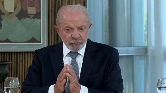 Lula evita se comprometer com indicação de mulheres ao STF: ‘Isso não se resolve assim’