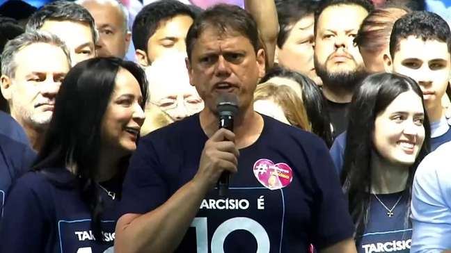 Tarcísio agradece a Bolsonaro e a senadores eleitos em SP após reeleição: 'Tempo da justiça está chegando'