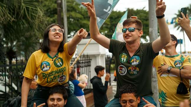 Lucas Pavanato, Eduarda Campopiano: o que defendem os deputados ‘campeões de votos’ nas eleições?