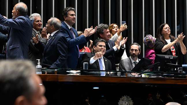 Fim da escala 6x1: o que muda e quando começam a valer as novas regras?