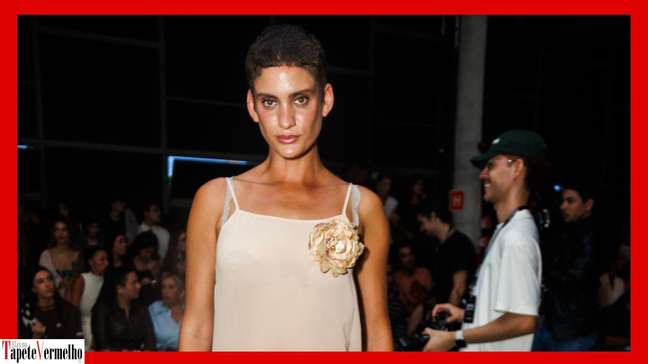 Laura Fernandez, ex-nora de Preta Gil, fala do look naked dress usado no SPFW