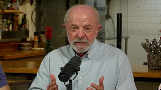 Lula afirma ter protegido evangélicos e critica candidatos que fazem 'comícios' em igrejas