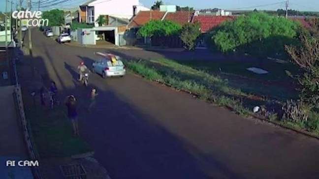 Câmera de segurança mostra atropelamento de criança de cinco anos no Jardim Padovani