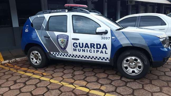 Homem é detido pela GM com mandado de prisão por tráfico internacional de drogas em Cascavel