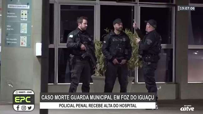 Policial penal acusado de matar o agente da GM em Foz do Iguaçu deve ser transferido nos próximos instantes