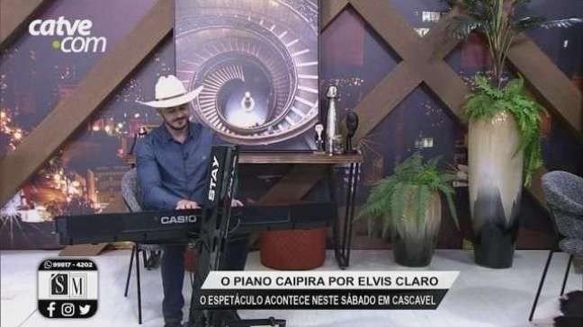 Elvis Claro apresenta O Piano Caipira no Teatro Municipal Sefrin Filho
