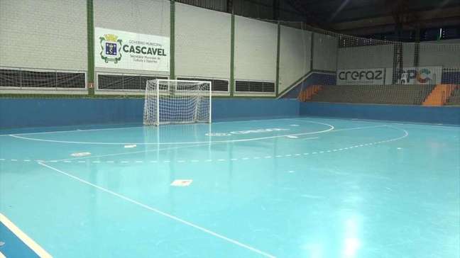 Cascavel futsal tem treino transferido por conta de goteiras no ginásio da Neva