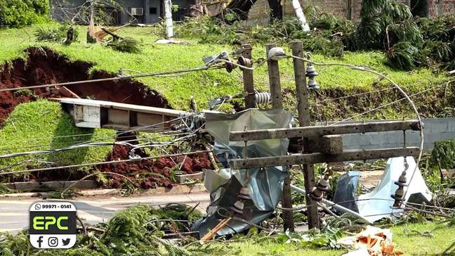 Paraná tem 3,7 mil famílias afetadas por temporais; Simepar detalha tornado de Cascavel